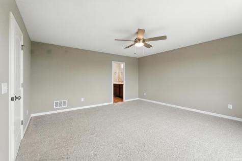 5098 Sickle Cove Fort Wayne IN 46818