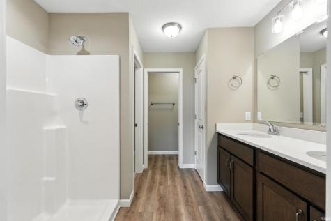 5098 Sickle Cove Fort Wayne IN 46818