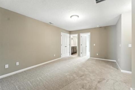 5098 Sickle Cove Fort Wayne IN 46818