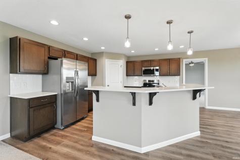5098 Sickle Cove Fort Wayne IN 46818