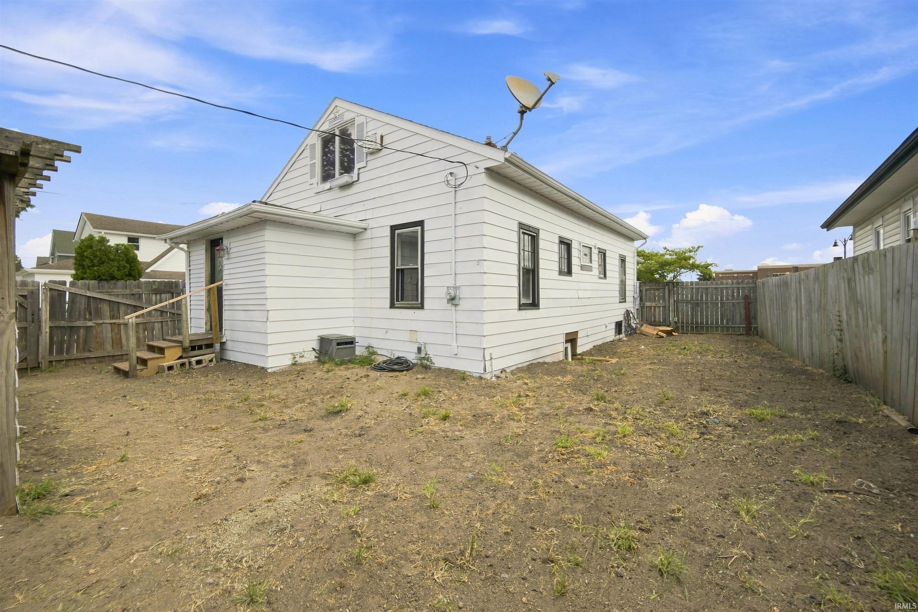 223 Indiana Avenue Mishawaka IN 46544