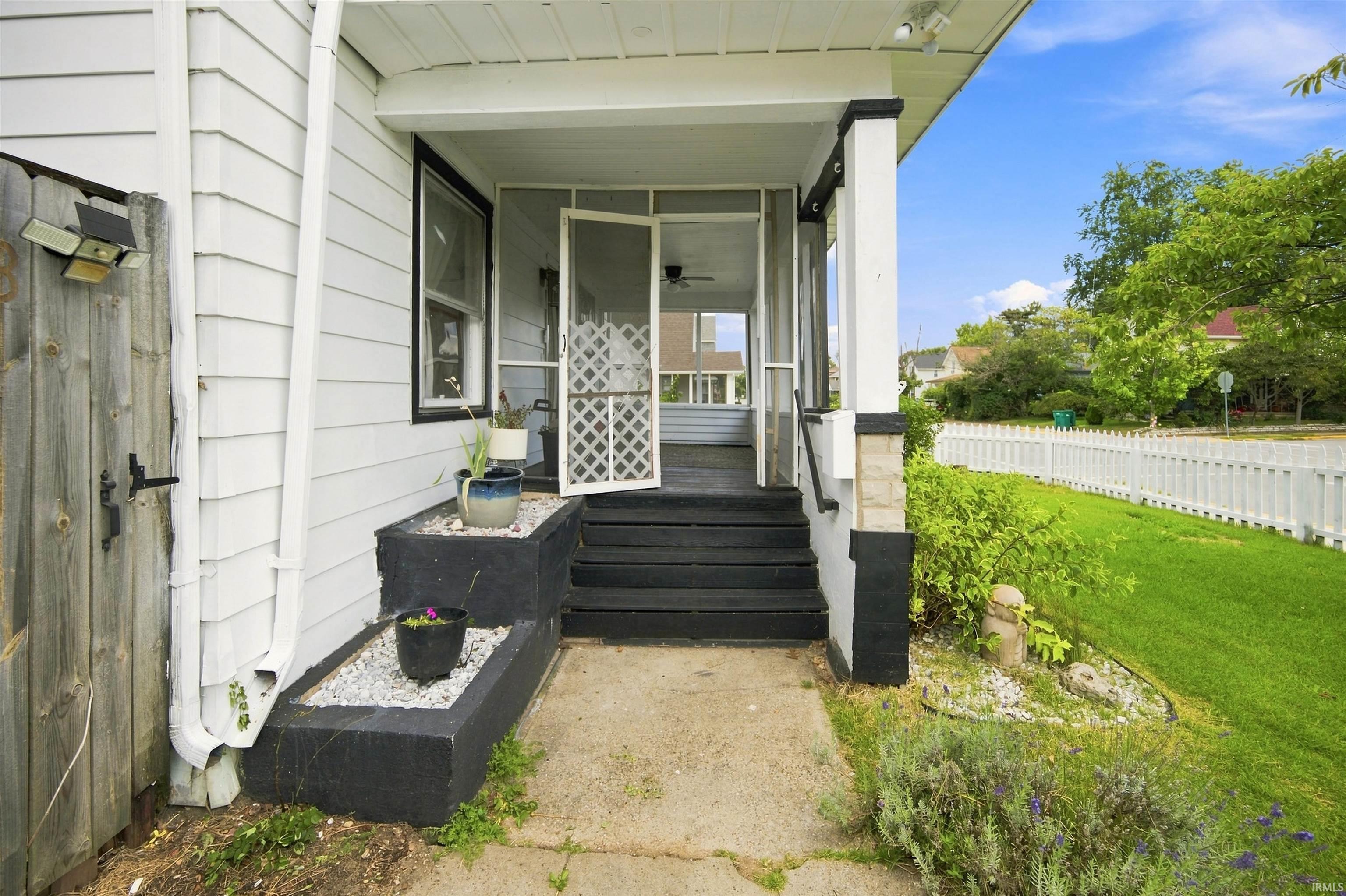 223 Indiana Avenue Mishawaka IN 46544