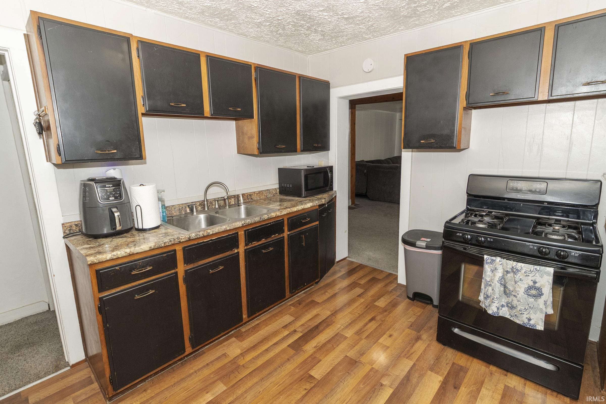 924 W Marion Street Mishawaka IN 46545