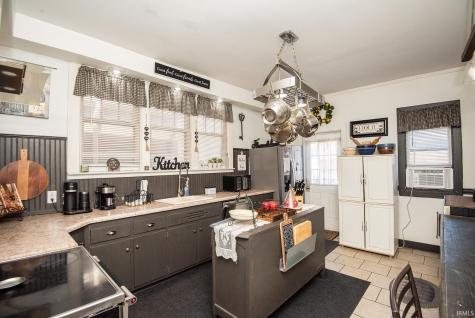 706 Buntin Street Vincennes IN 47591