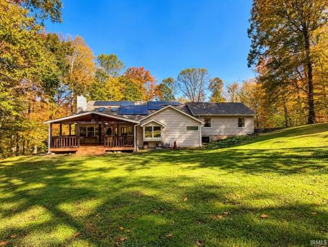 342 The Woods Bedford IN 47421