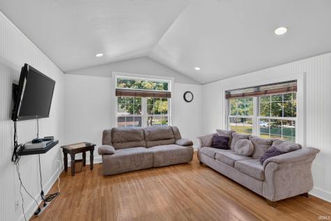 640 W Boonville-new Harmony Road Evansville IN 47725