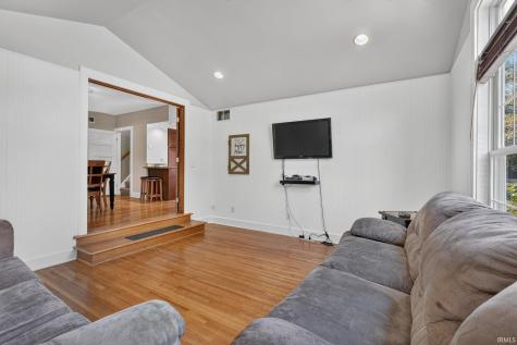 640 W Boonville-new Harmony Road Evansville IN 47725