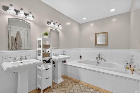 640 W Boonville-new Harmony Road Evansville IN 47725