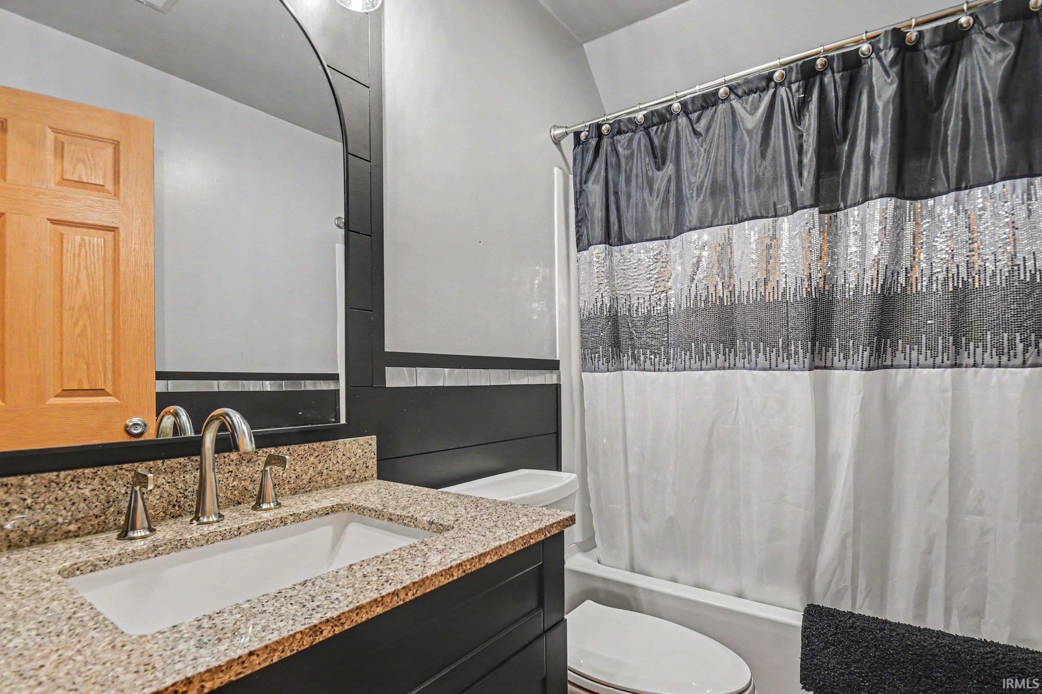 17682 Bentwood Drive Goshen IN 46526