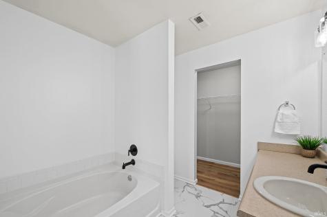 2995 Peebleshire Lane Lafayette IN 47909