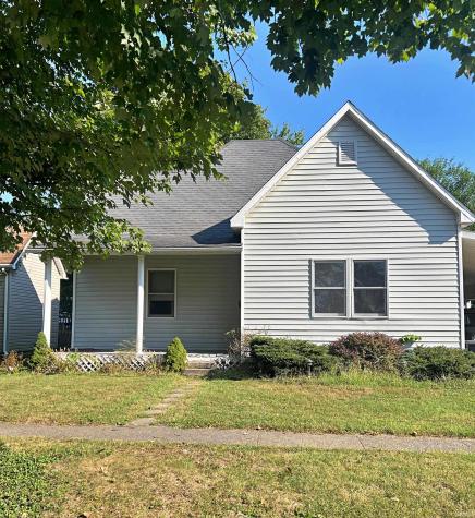740 E St NE Linton IN 47441