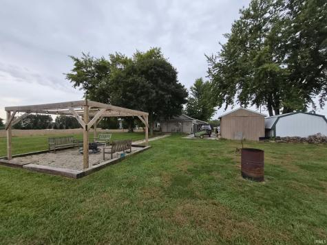 3744 N 1150 W Flora IN 46929