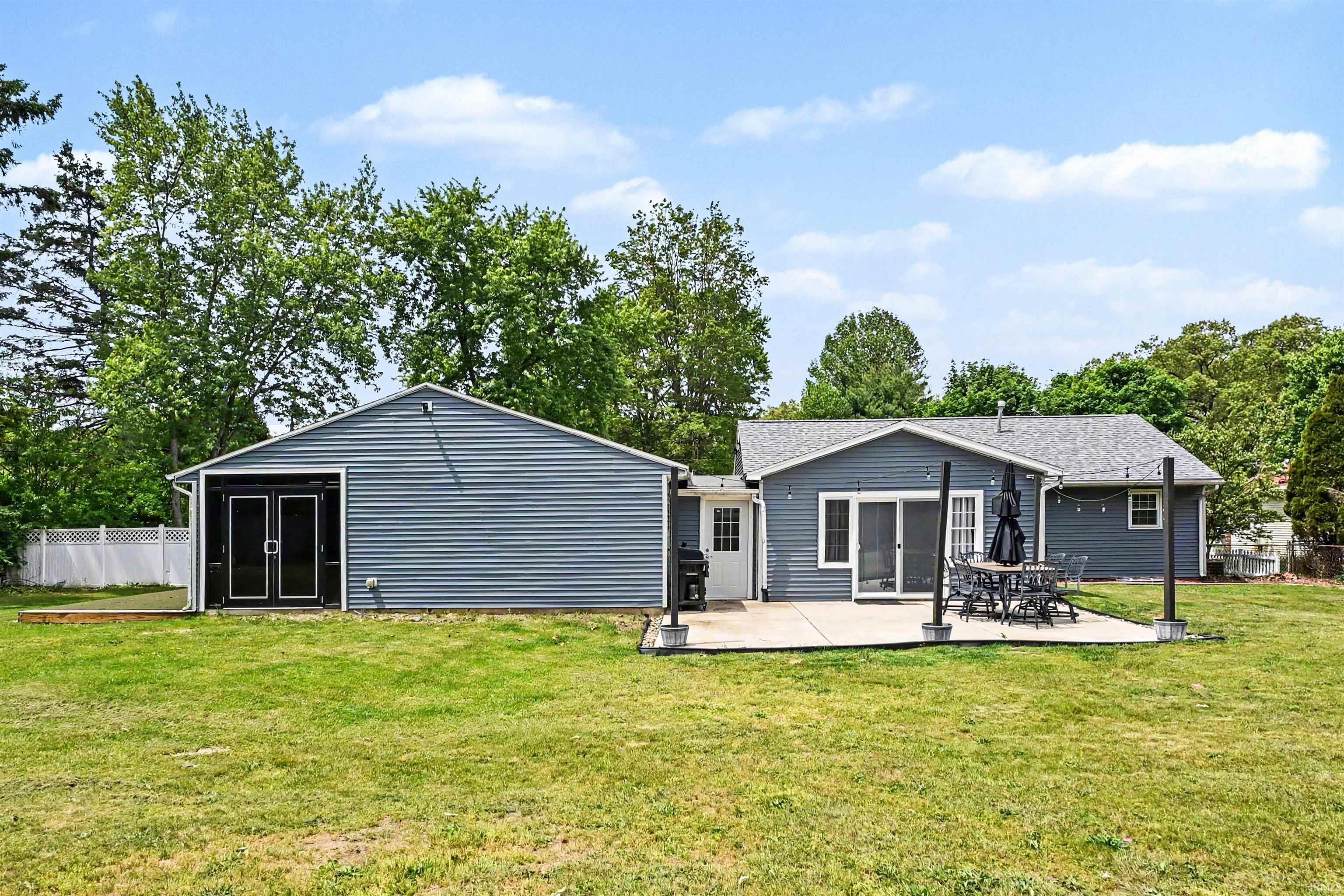 51028 Prescott Avenue South Bend IN 46637