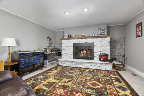 2144 S County Rd 1300 E Frankfort IN 46041