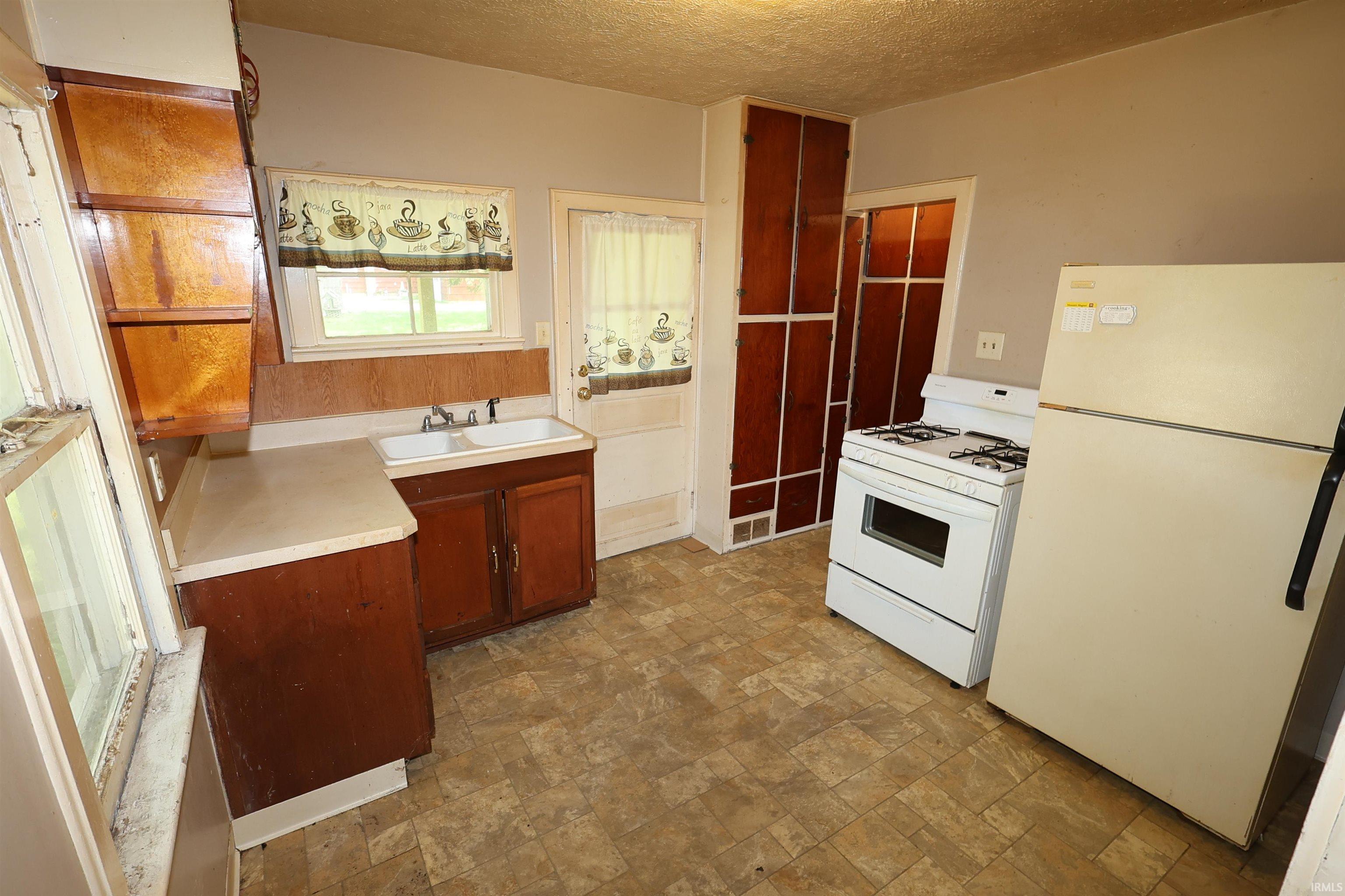 802 E Emerald Street Elkhart IN 46514