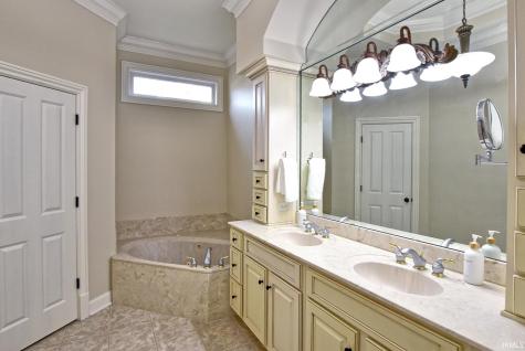 1528 Victoria Green Boulevard Evansville IN 47715