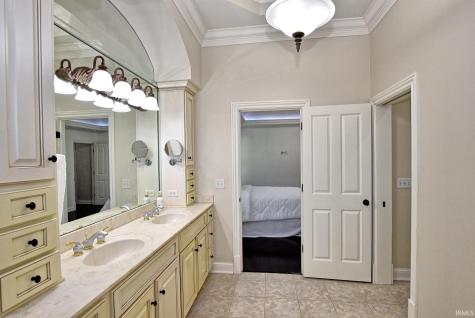1528 Victoria Green Boulevard Evansville IN 47715