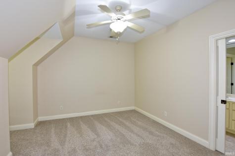 1528 Victoria Green Boulevard Evansville IN 47715