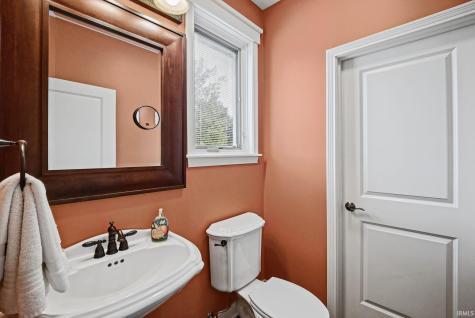 7811 Halifax Lane Lafayette IN 47905