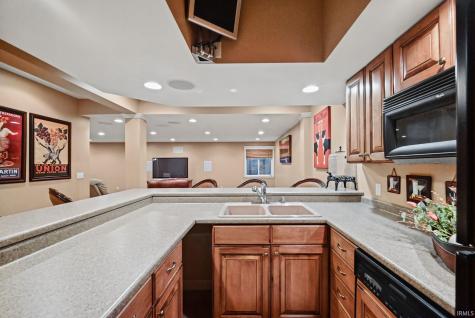 7811 Halifax Lane Lafayette IN 47905