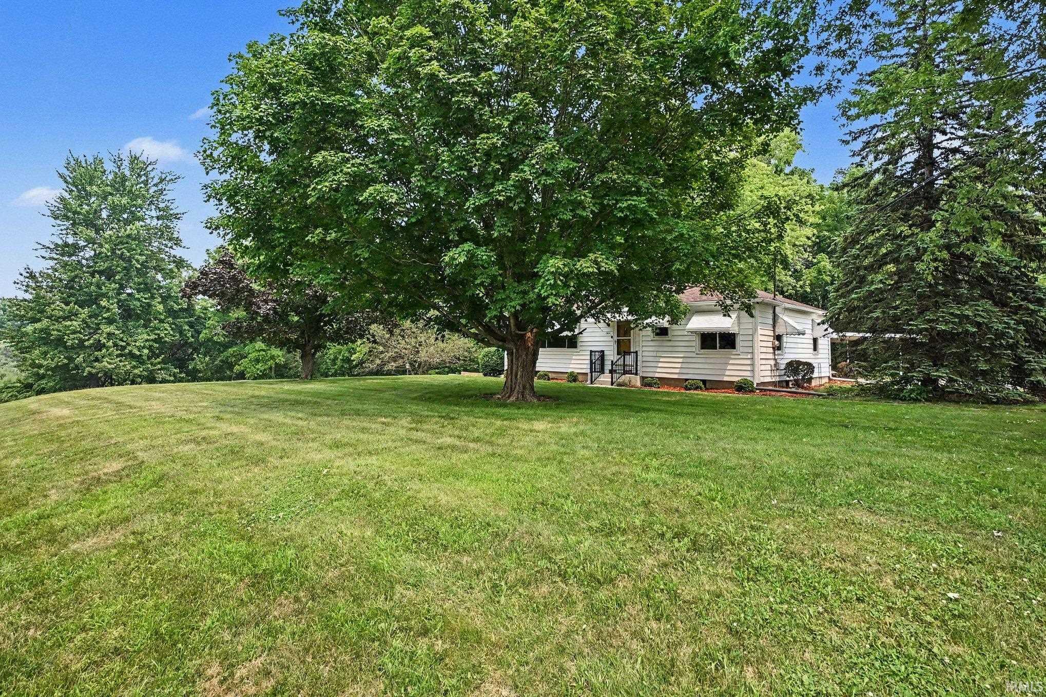 170 S 325 Warsaw IN 46582