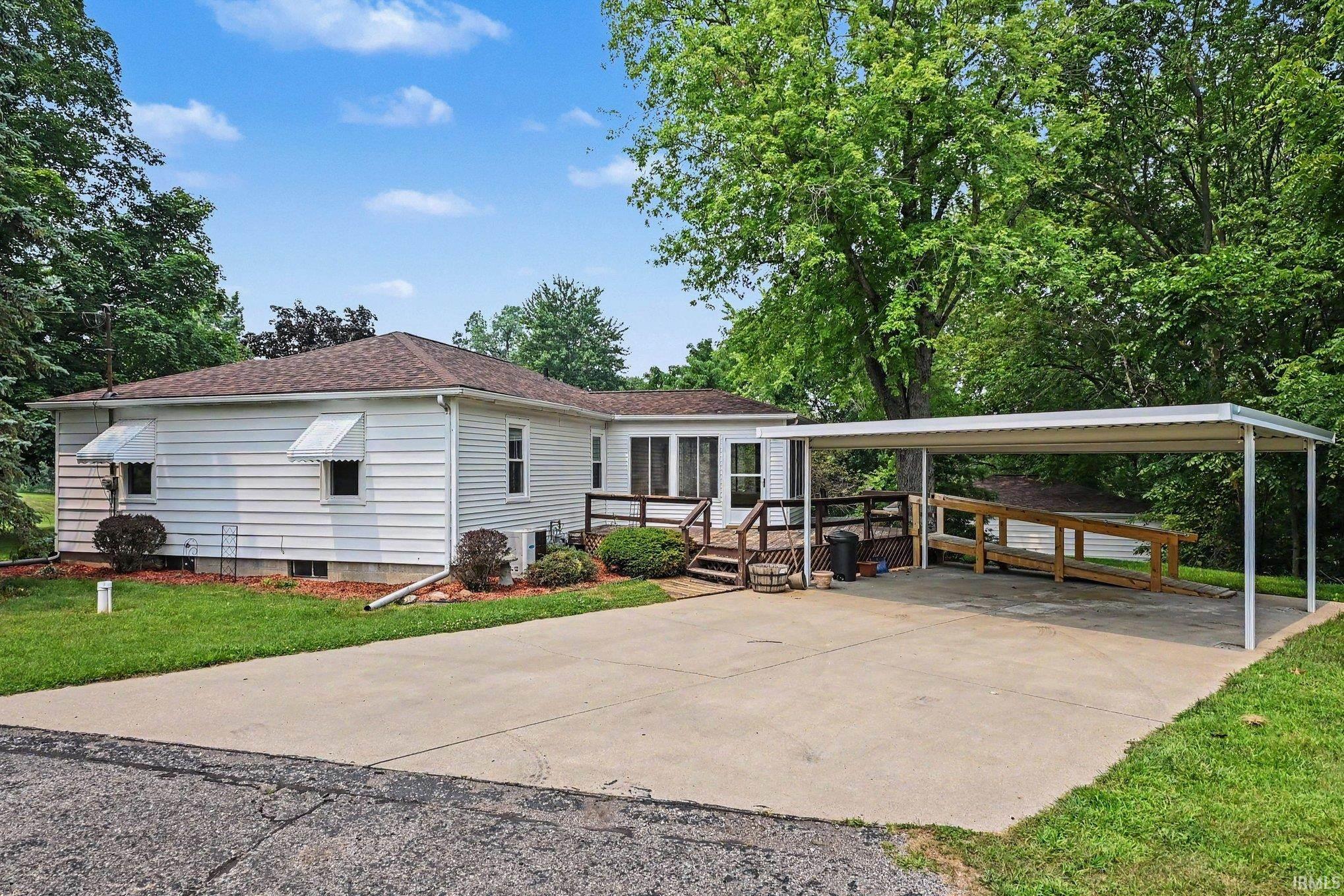 170 S 325 Warsaw IN 46582