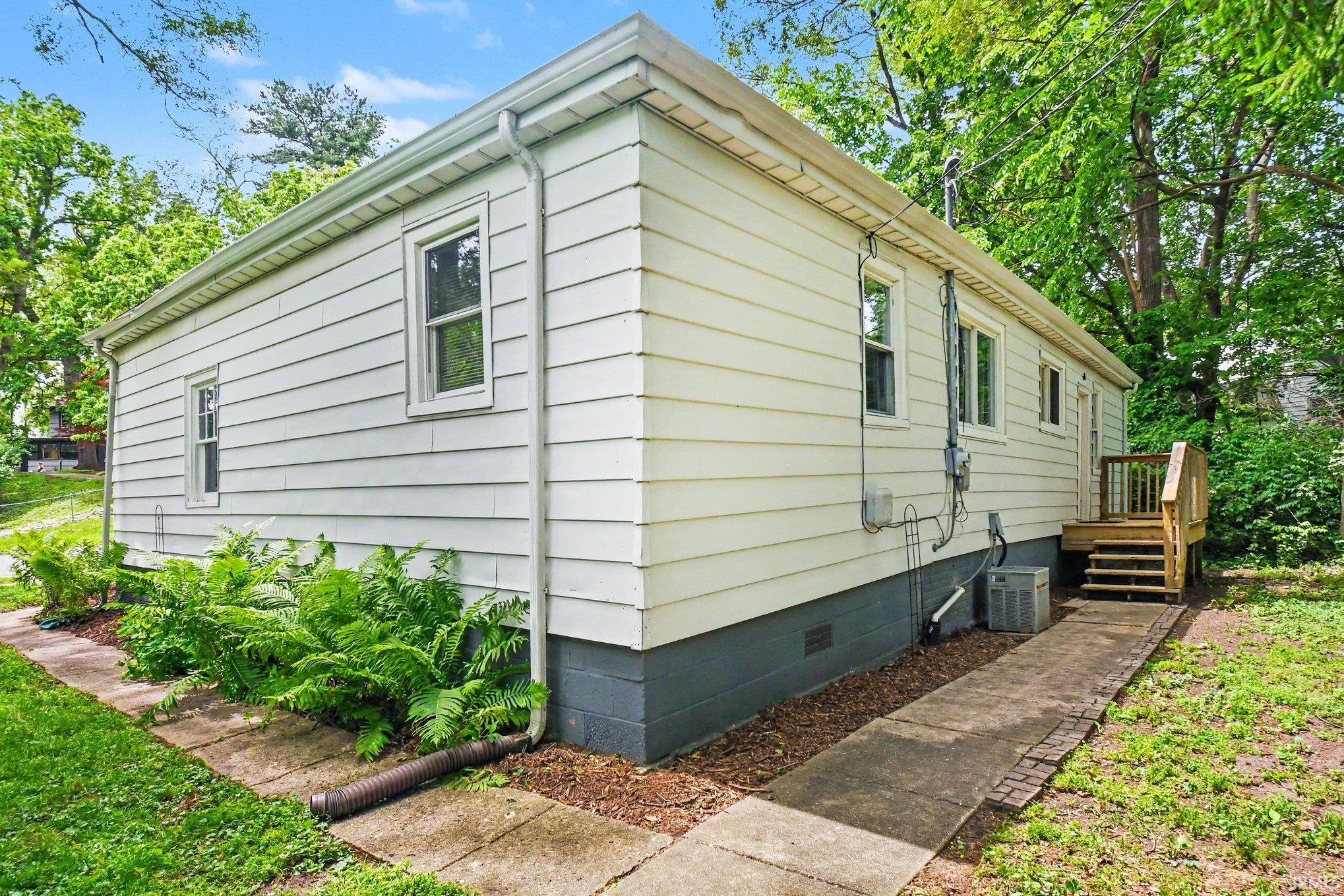 1730 Kessler Boulevard South Bend IN 46616