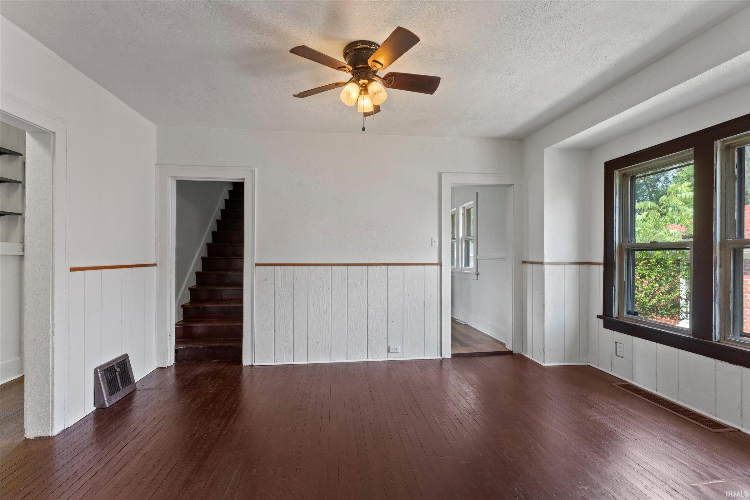 809 E Victoria Street South Bend IN 46614