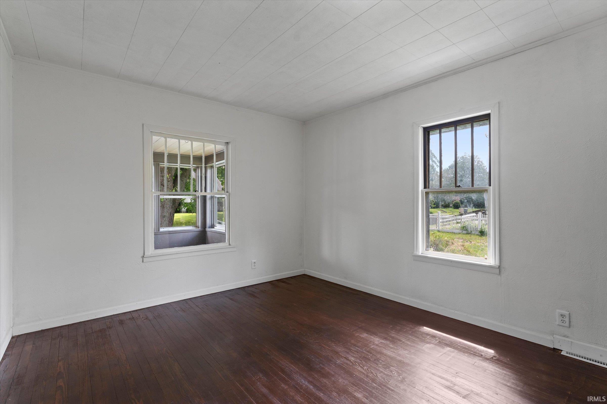 809 E Victoria Street South Bend IN 46614