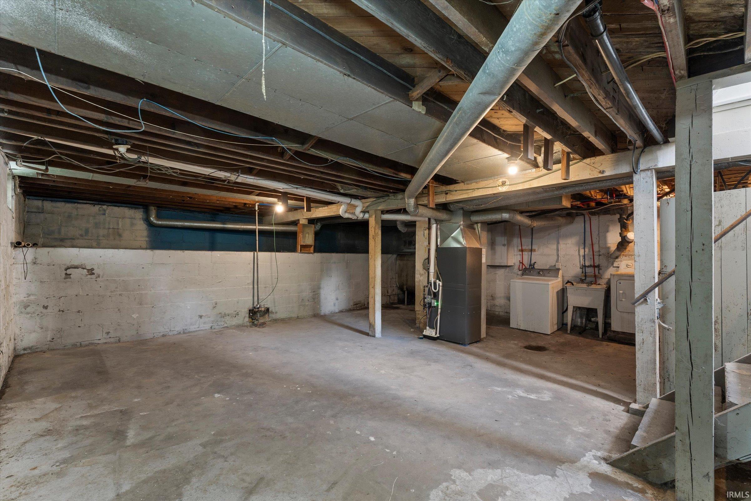 809 E Victoria Street South Bend IN 46614