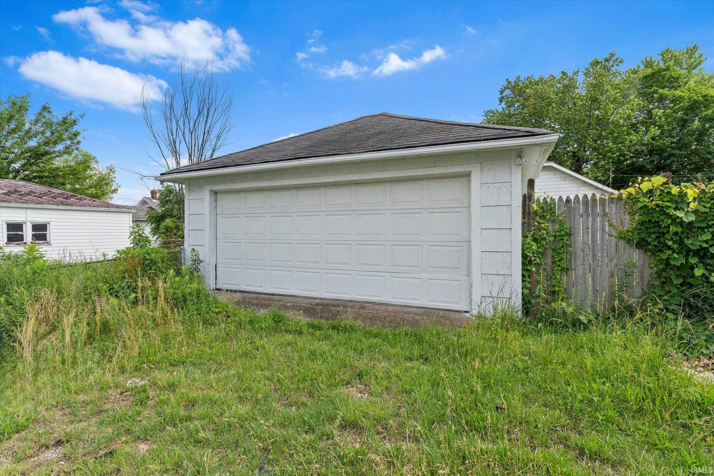 809 E Victoria Street South Bend IN 46614