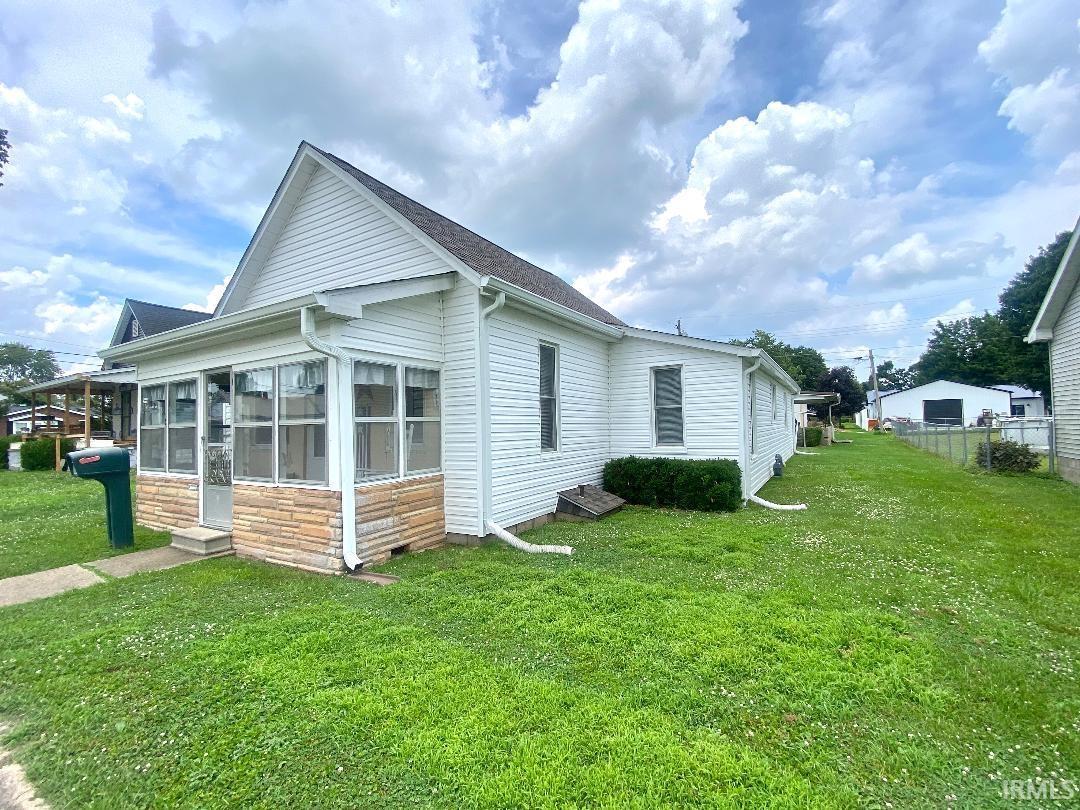 25 N Myra Street Worthington IN 47471
