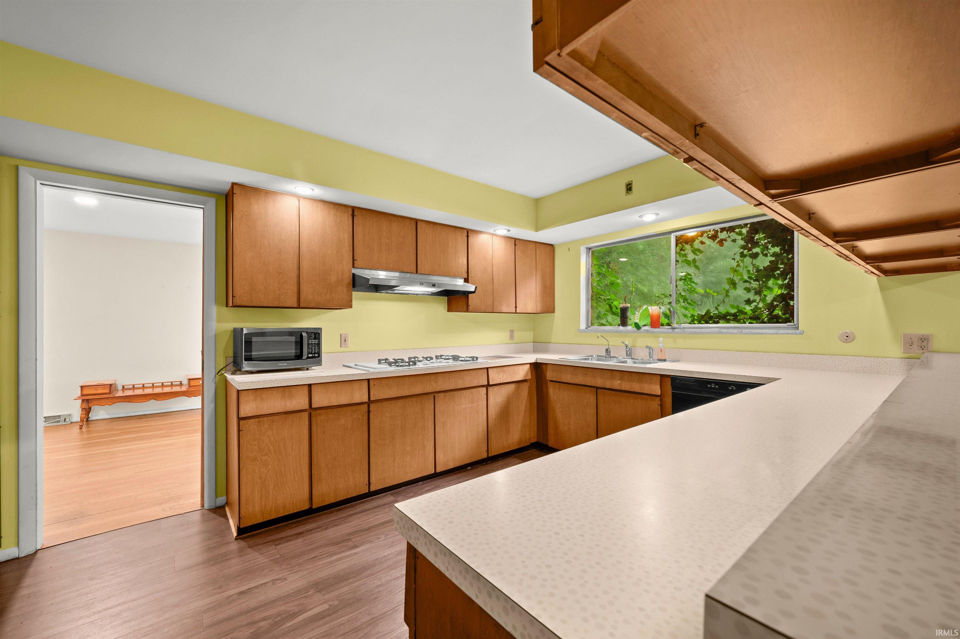 52585 Brooktrails Drive South Bend IN 46637