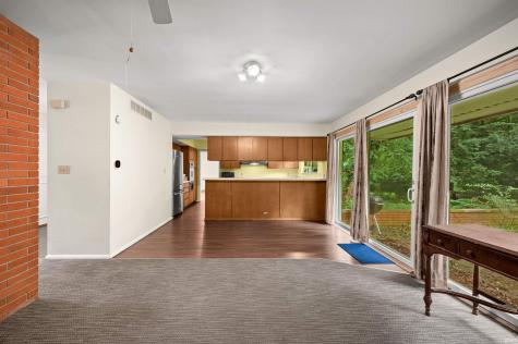 52585 Brooktrails Drive South Bend IN 46637