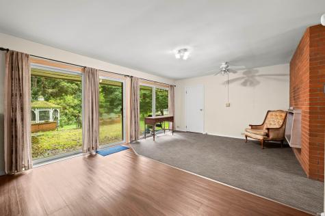 52585 Brooktrails Drive South Bend IN 46637