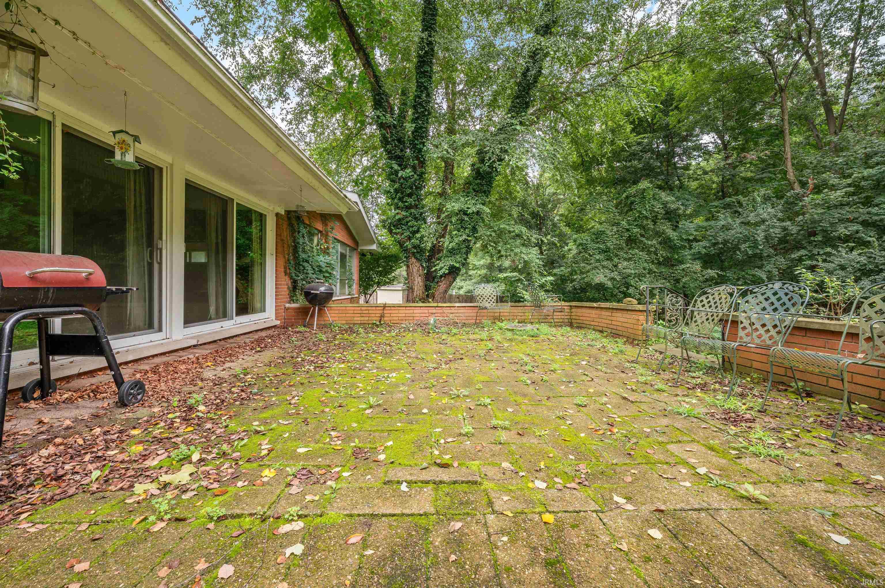 52585 Brooktrails Drive South Bend IN 46637