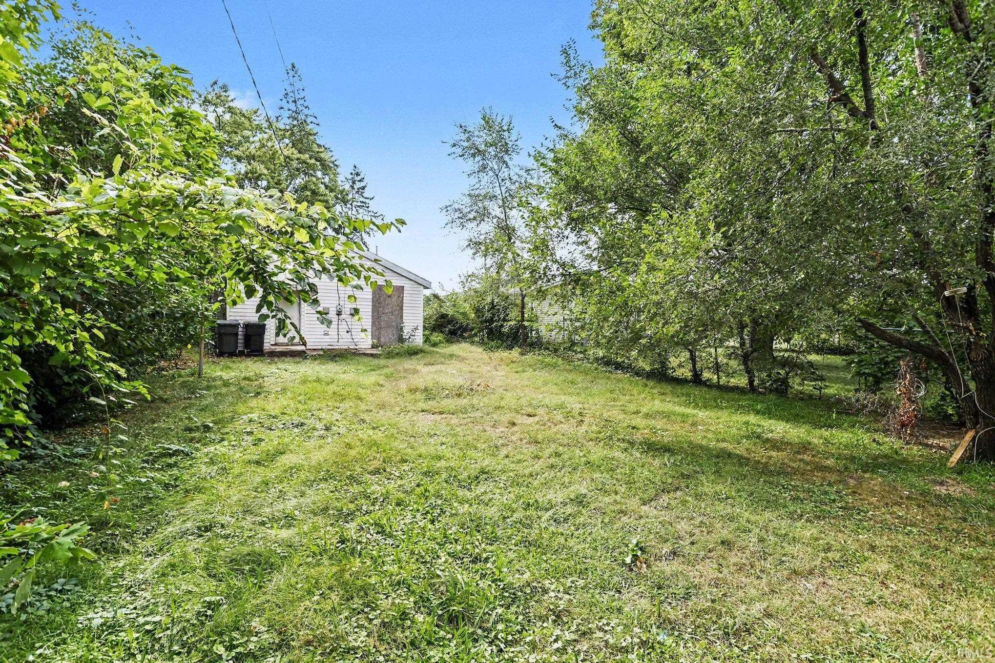 1016 Duey Avenue South Bend IN 46617
