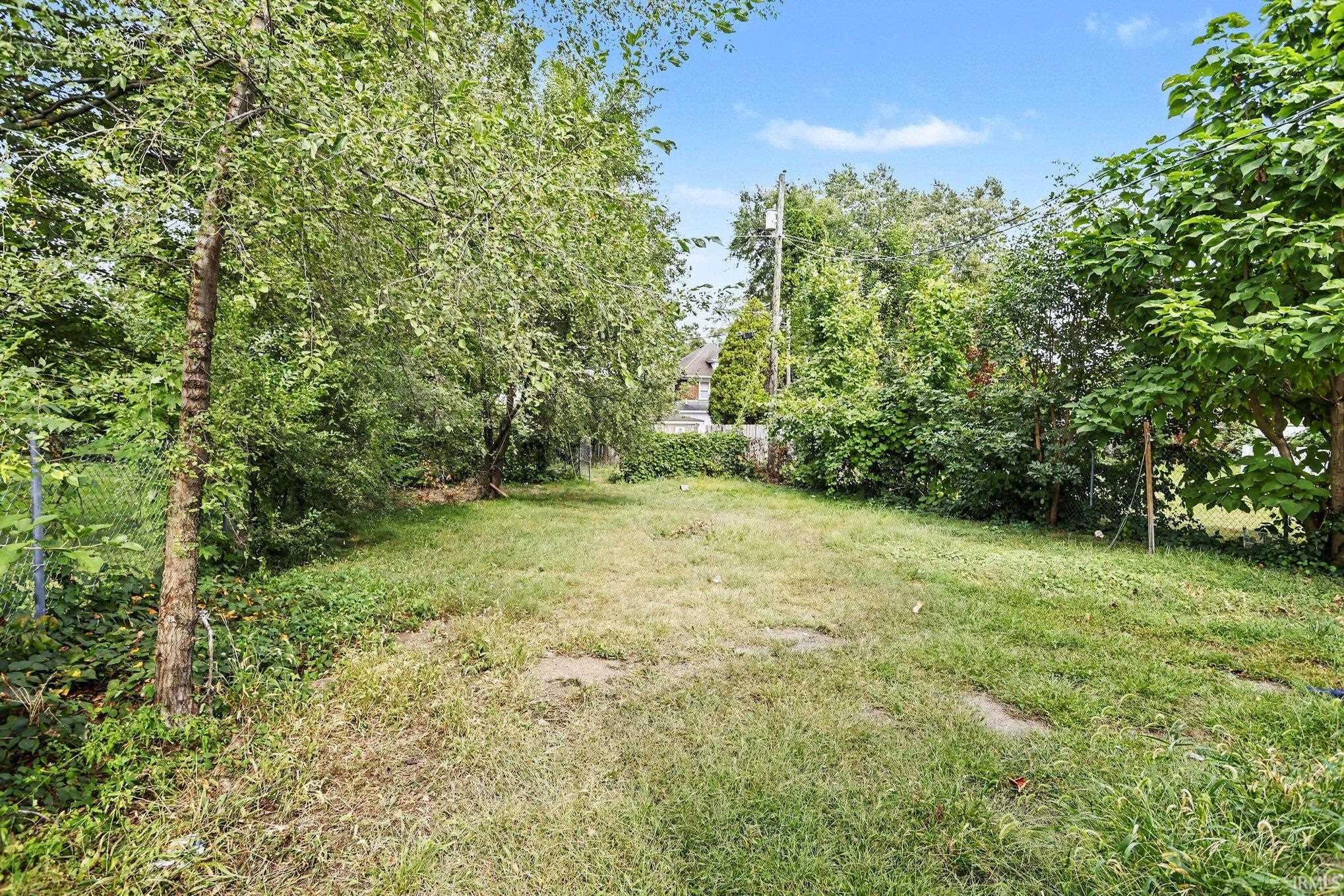 1016 Duey Avenue South Bend IN 46617