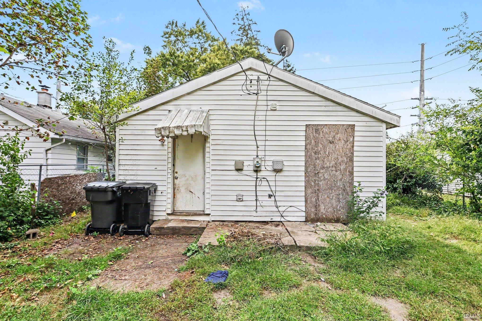 1016 Duey Avenue South Bend IN 46617