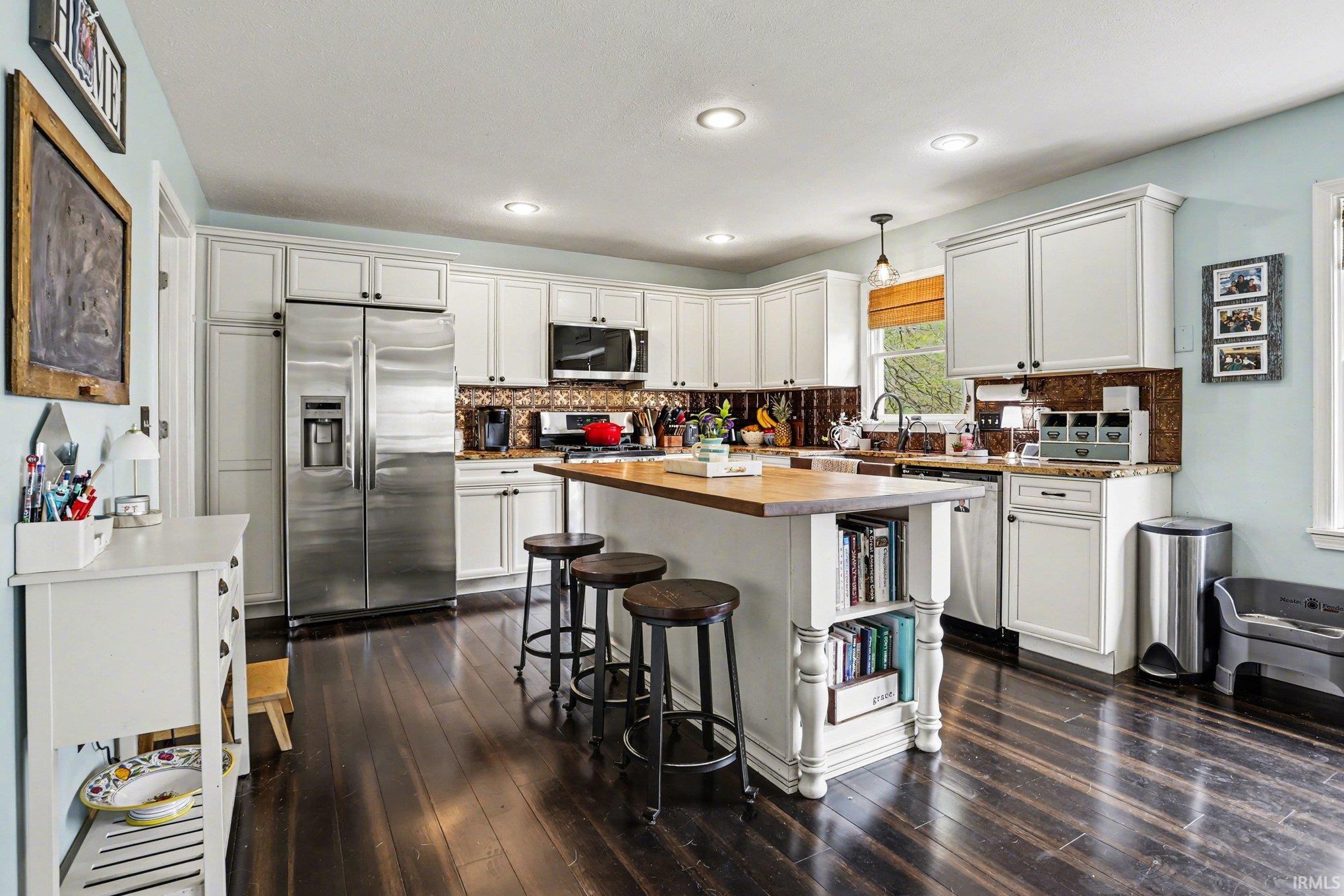 53178 County Kerry Drive Granger IN 46530