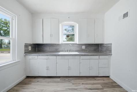 3421 Alexander Street Fort Wayne IN 46806