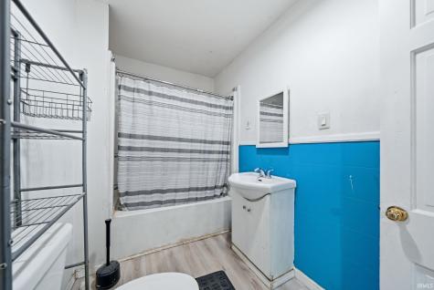 3421 Alexander Street Fort Wayne IN 46806