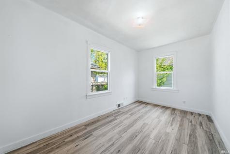 3421 Alexander Street Fort Wayne IN 46806