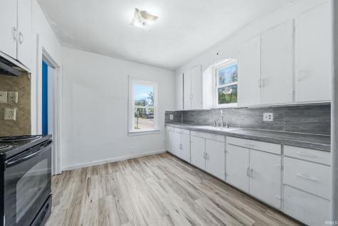 3421 Alexander Street Fort Wayne IN 46806