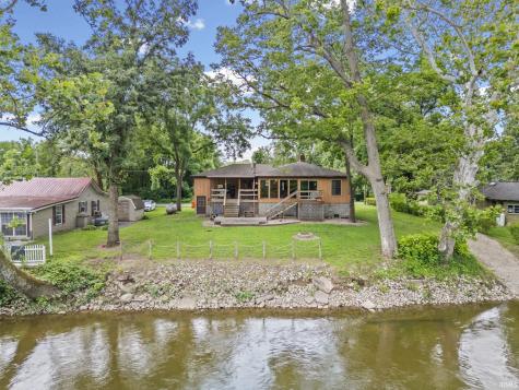 11344 W Horseshoe Bend Road Brookston IN 47923