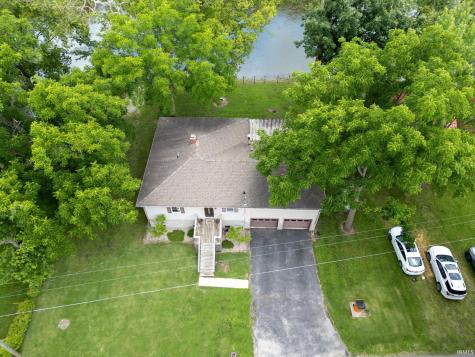 11344 W Horseshoe Bend Road Brookston IN 47923