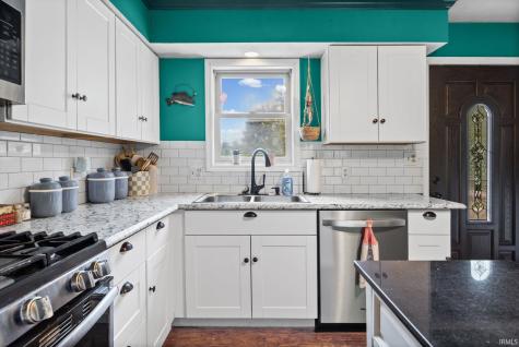 11344 W Horseshoe Bend Road Brookston IN 47923