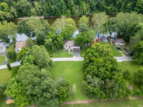11344 W Horseshoe Bend Road Brookston IN 47923