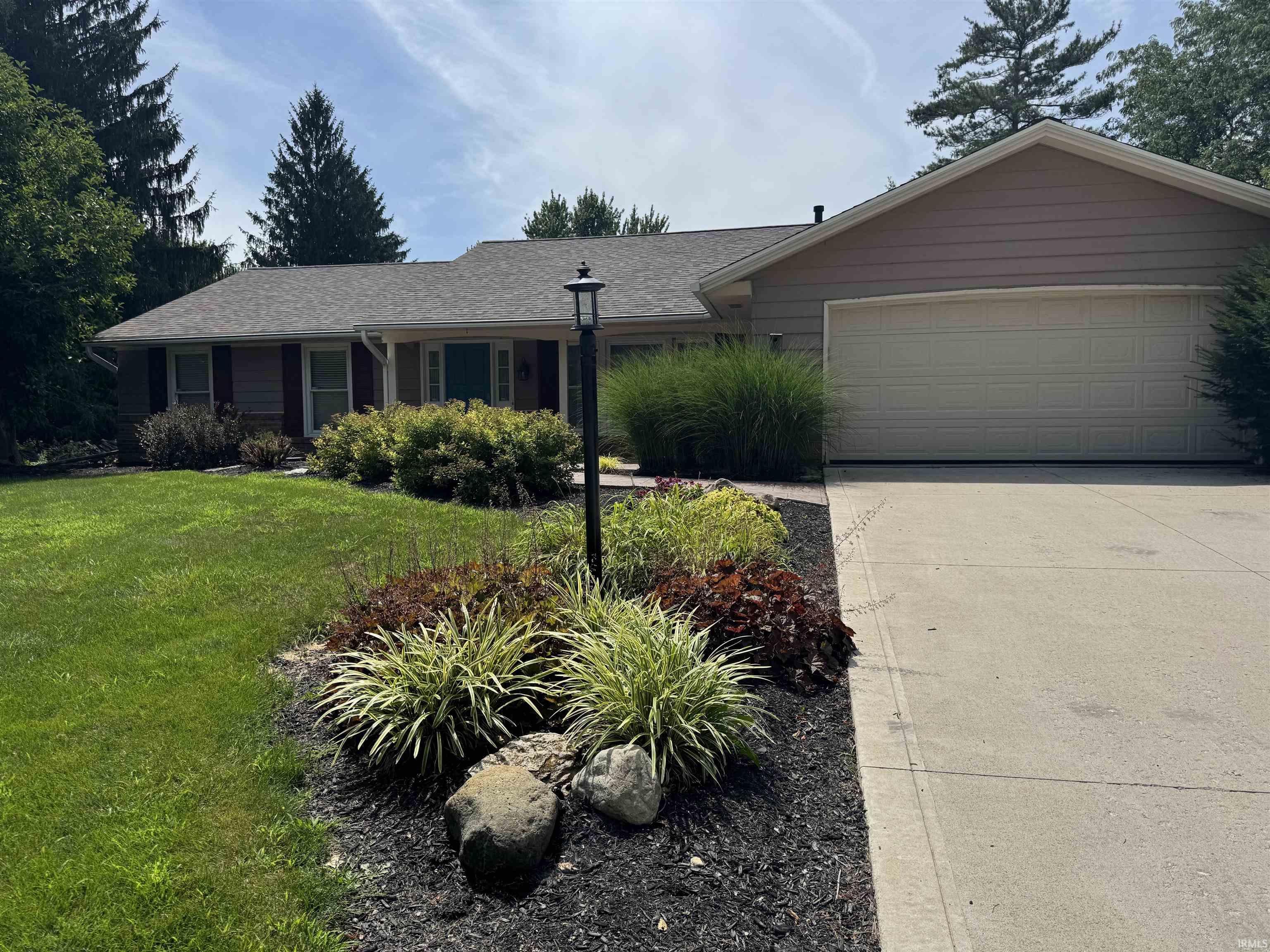 4820 Oak Mast Trail Fort Wayne IN 46804