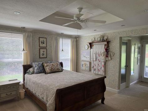 4820 Oak Mast Trail Fort Wayne IN 46804